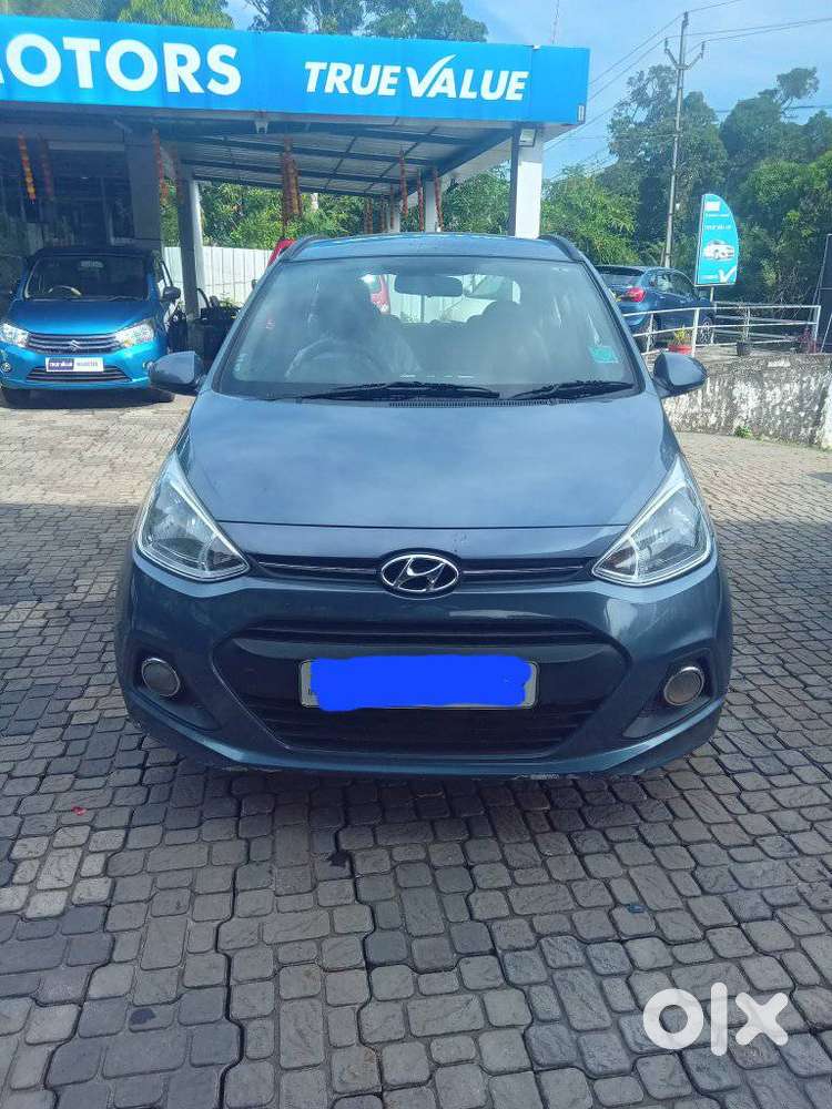 Hyundai Grand I10 Sportz, 2013, Petrol