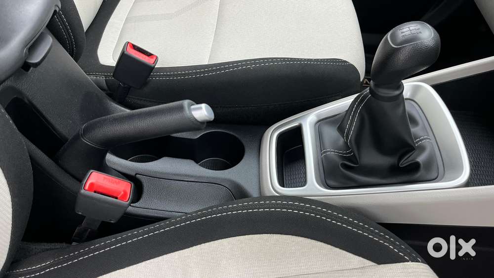 Hyundai Venue 1.2 S (o), 2025, Petrol
