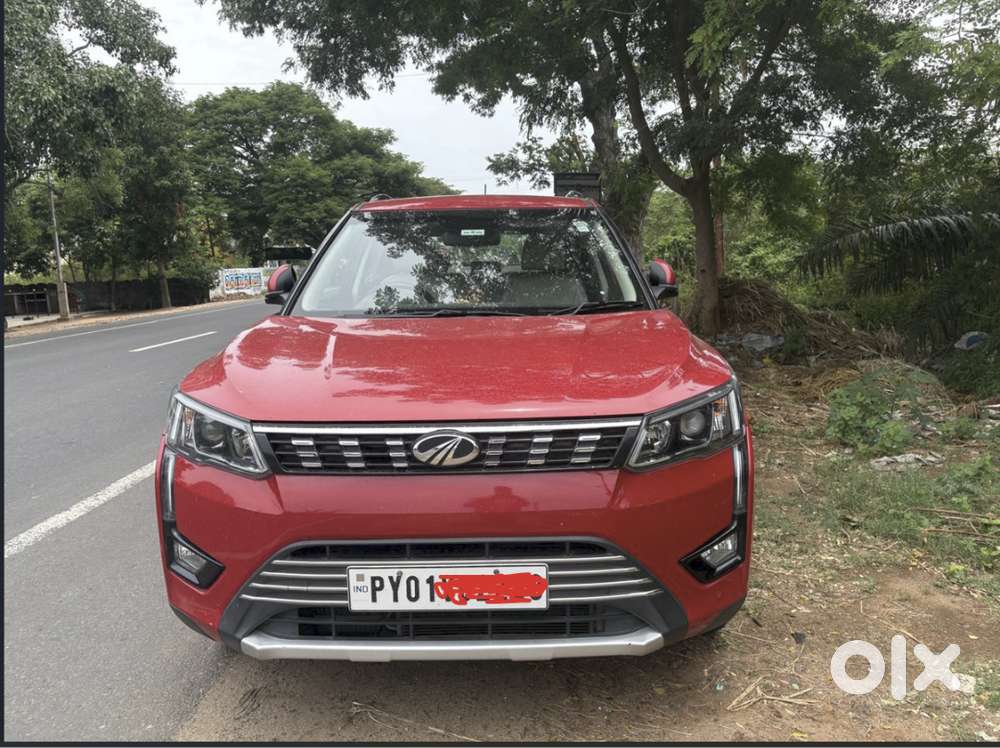 Xuv300 W8(o) Diesel Manual  65k Km  Warranty  Excellent Condition