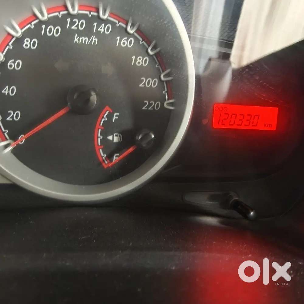 Ford Figo 2010 Petrol +cng Well Maintained With Fully Loaded