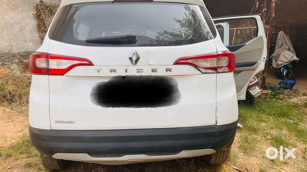 Renault Triber 2023 Petrol Well Maintained