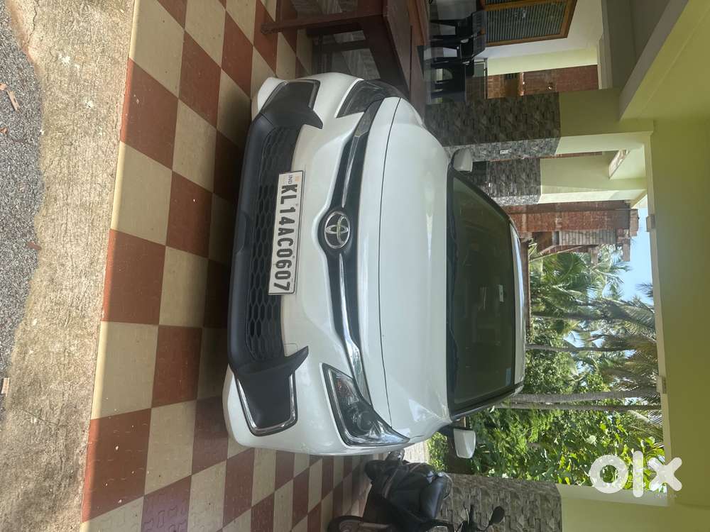 Toyota Glanza 2022 Petrol 42800 Km Driven