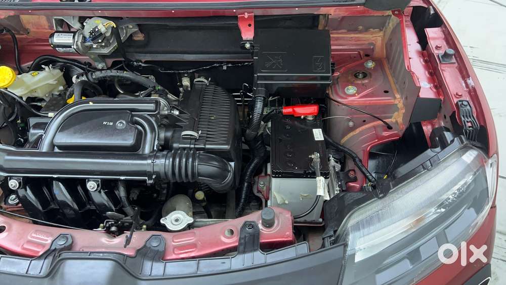 Renault Kwid 1.0 Climber (o) Dual Tone, 2024, Petrol