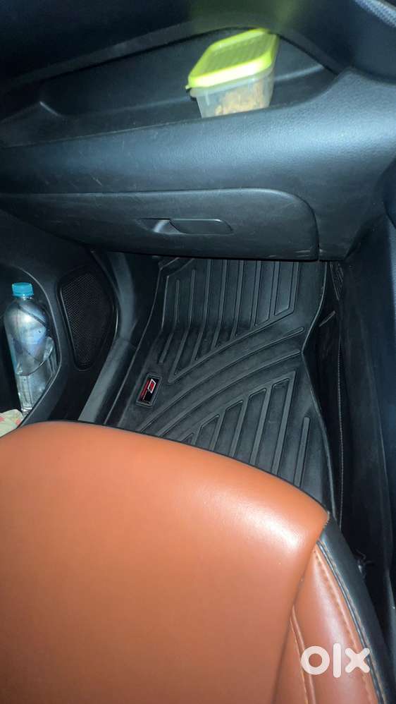 Hyundai Venue Petrol 2019