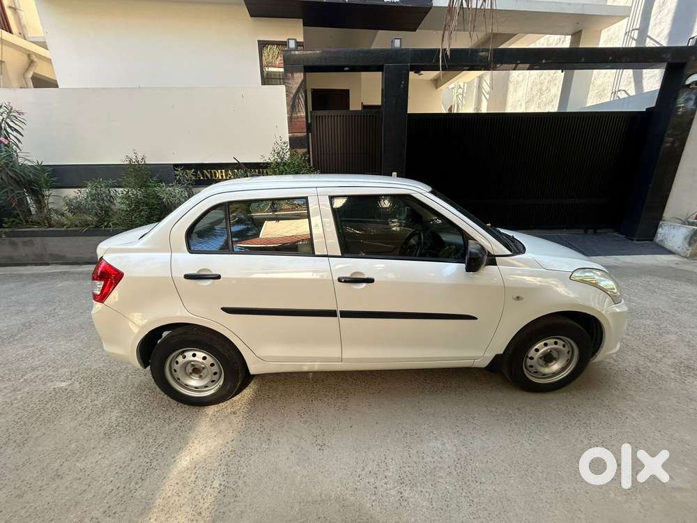 Maruti Suzuki Swift Dzire 1.2 Vxi Bsiv, 2022, Cng & Hybrids