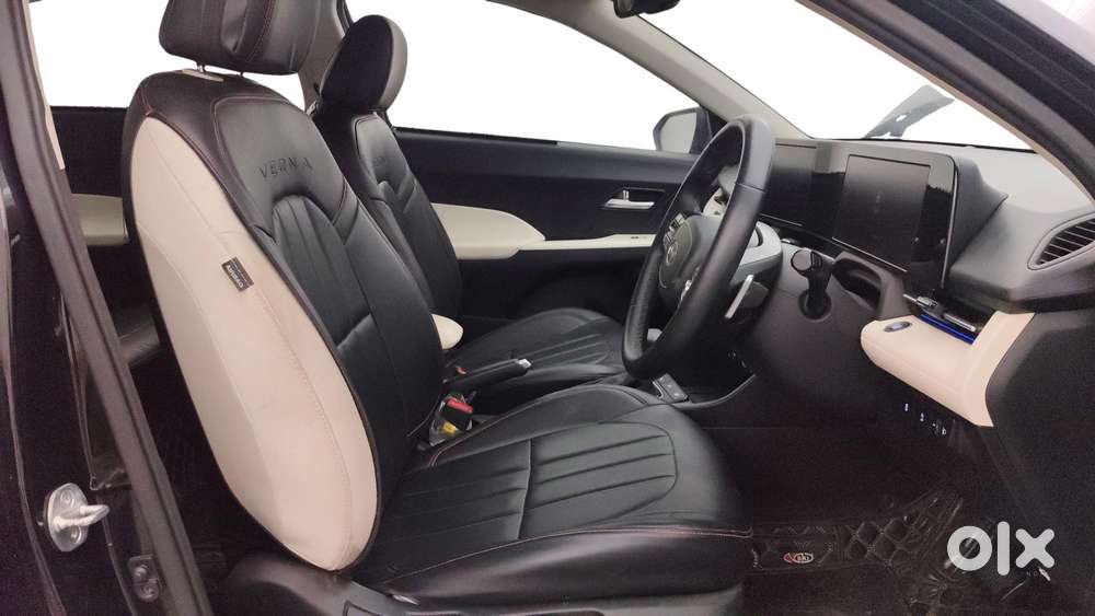 Hyundai Verna 1.5 Sx Ivt, 2024, Petrol