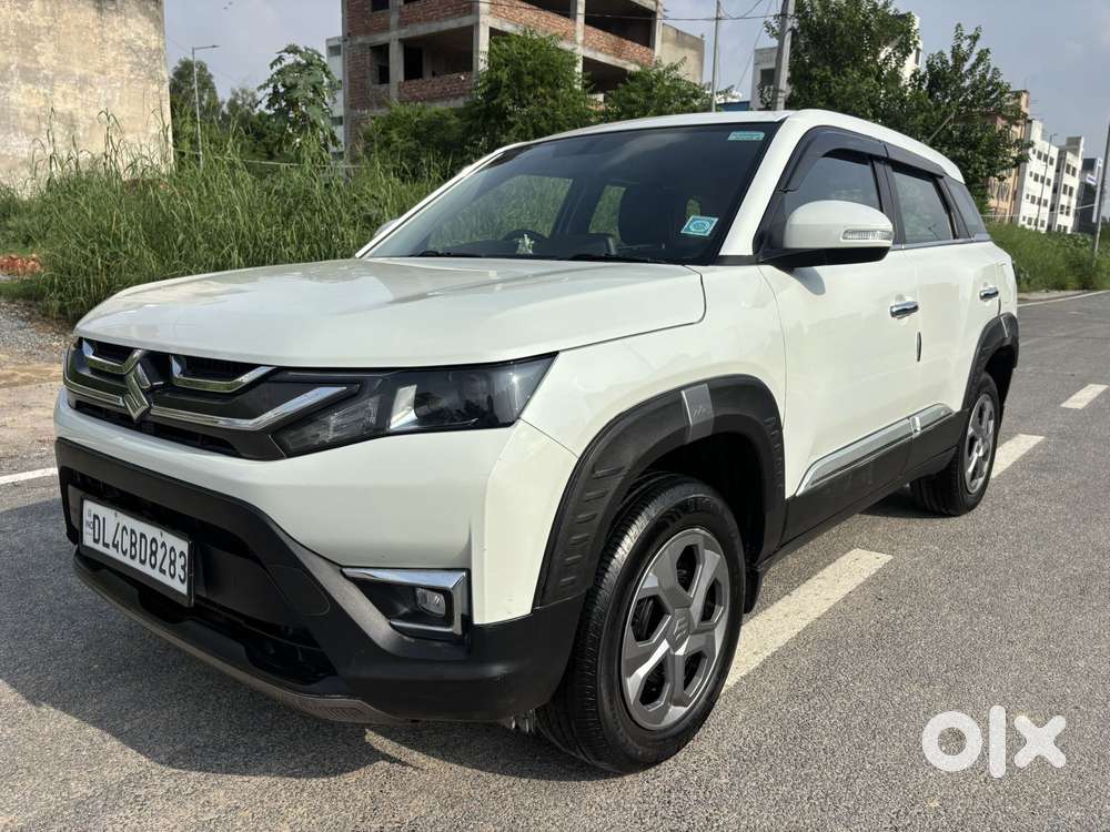 Maruti Suzuki Brezza 1.5 Lxi Smart Hybrid, 2024, Petrol