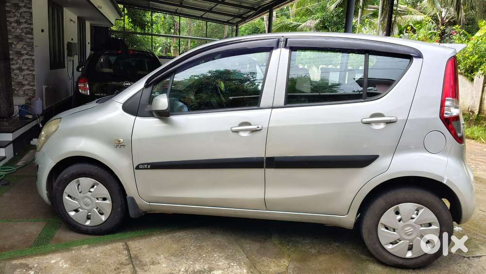 Maruti Suzuki Ritz Lxi, 2013, Petrol