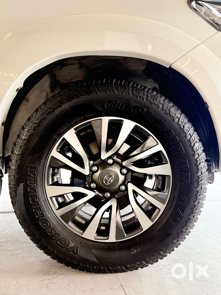 Toyota Fortuner 4x2 At, 2016, Diesel