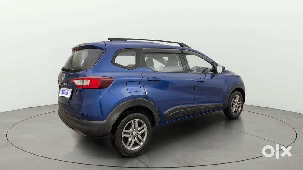 Renault Triber Rxz, 2022, Petrol