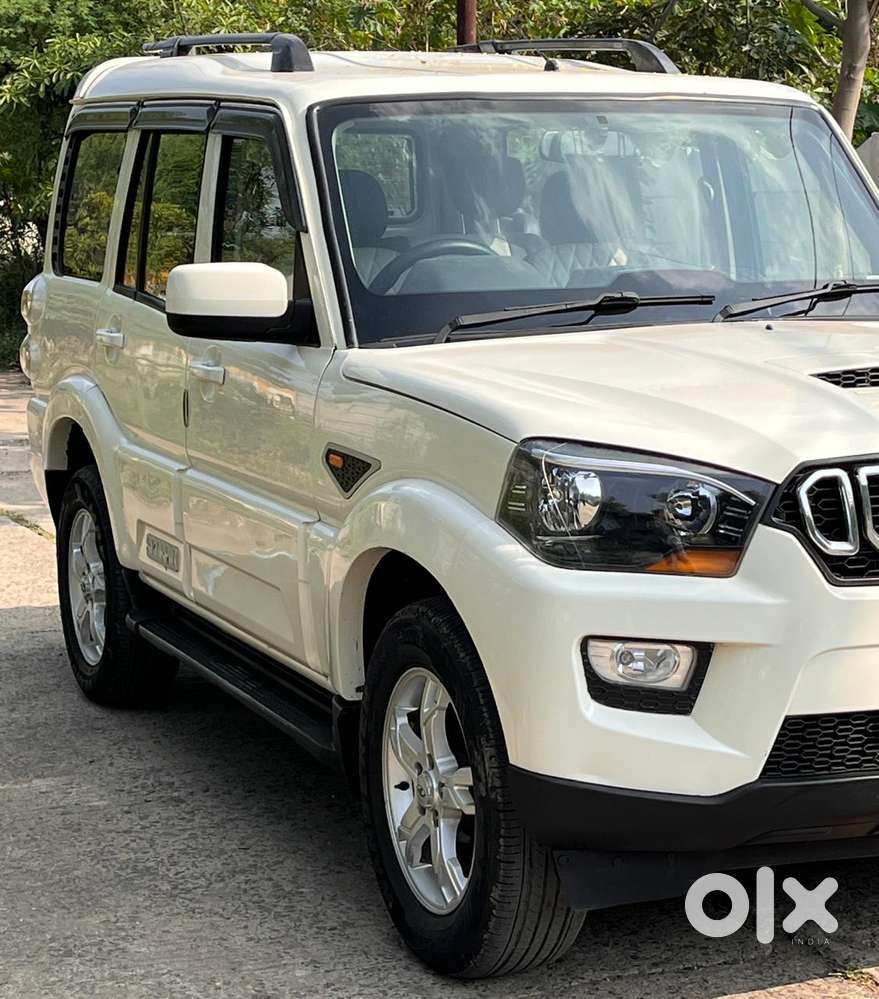 Mahindra Scorpio S6 Plus, 2016, Diesel