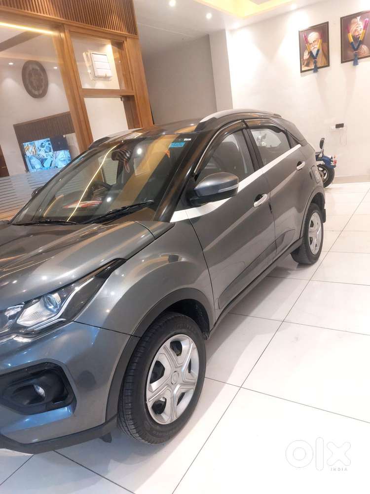 Tata Nexon, 2021, Petrol