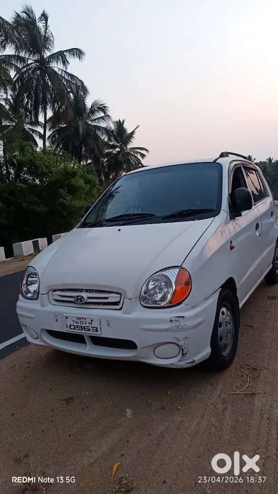 Hyundai Santro Gs Zip 2002