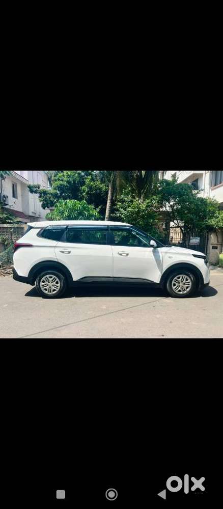 Kia Carens 1.4 Premium 7 Str, 2023, Petrol