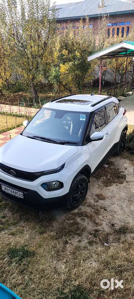 Tata Punch 2025 Petrol Well Maintained