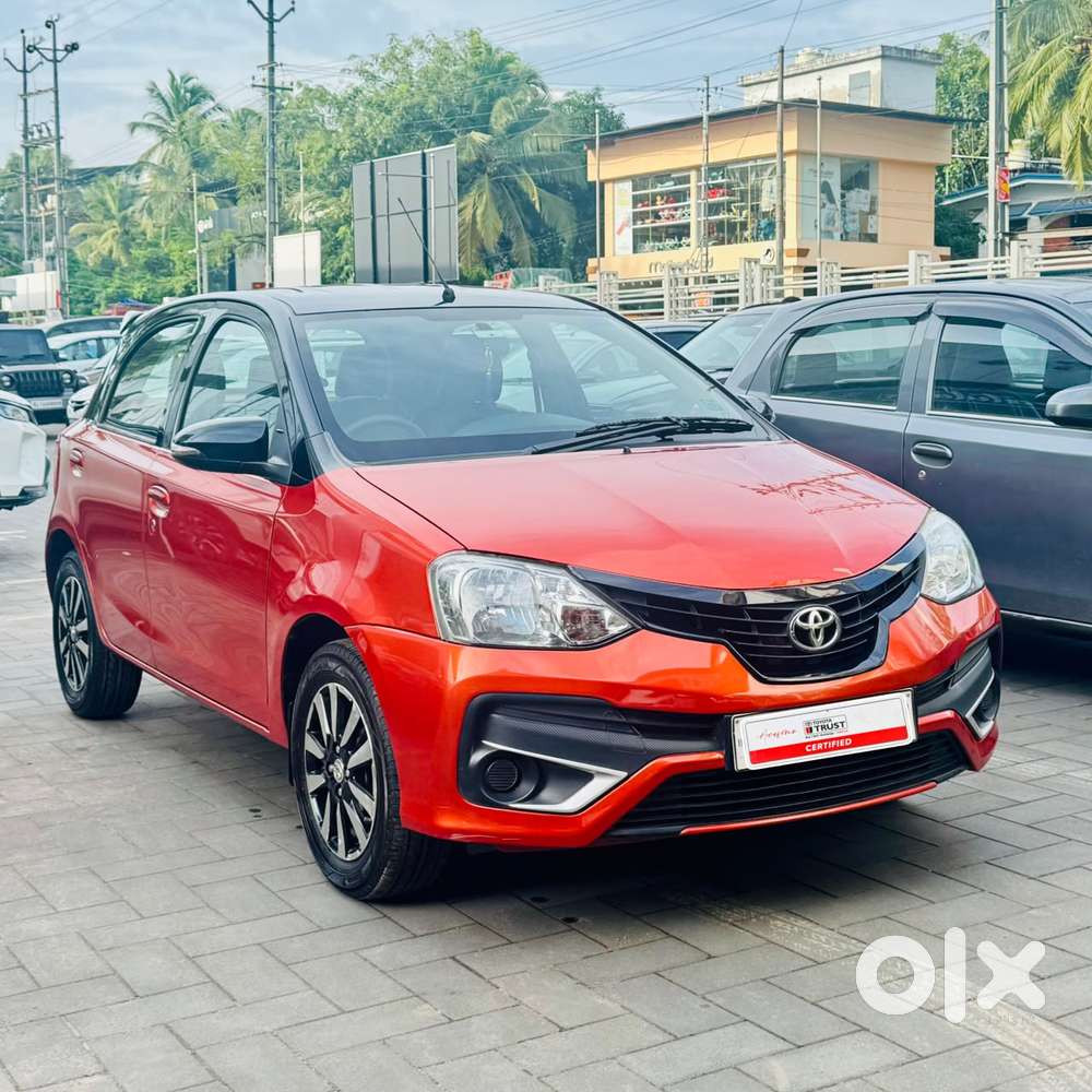 Toyota Etios Liva V Dual Tone, 2019, Petrol