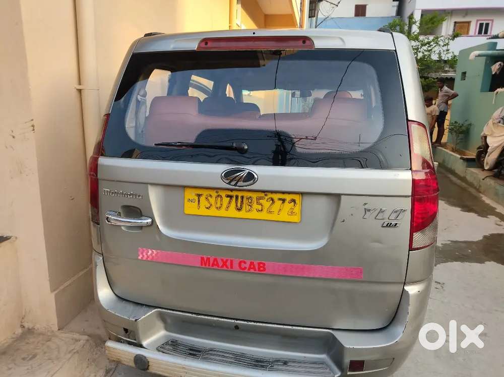 Mahindra Xylo 2015
