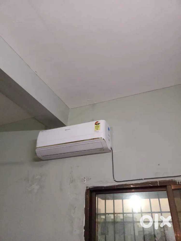 Voltas split Ac