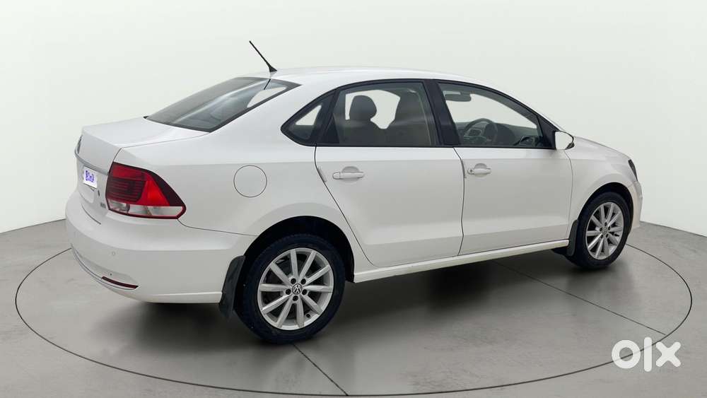 Volkswagen Vento Petrol Highline AT, 2017, Petrol