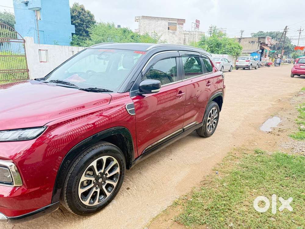 Maruti Grand Vitara Hybrid 2024