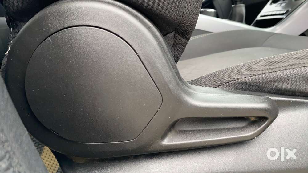 Tata Nexon 1.2 Revotron Xm (s), 2022, Petrol