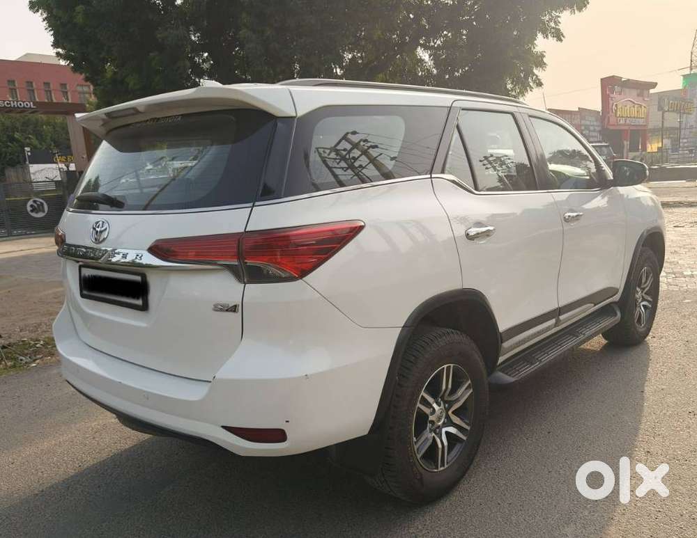 Toyota Fortuner 4x2 At 2.8 Diesel, 2016, Diesel