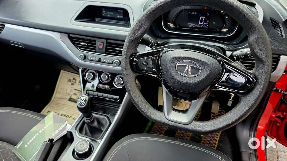 Tata Nexon 1.2 Revotron Xm (s), 2023, Petrol