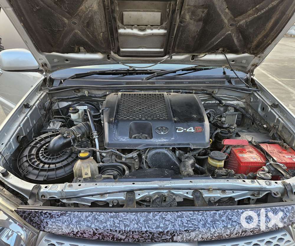 Toyota Fortuner 4x4 Manual Limited Edition, 2010, Diesel