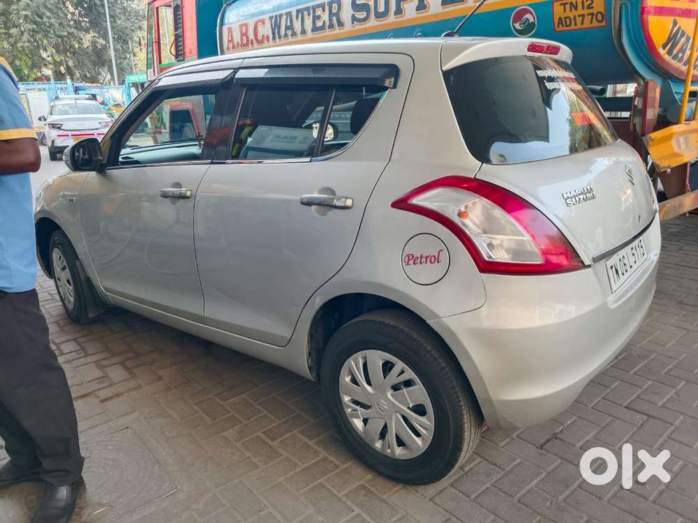 Maruti Suzuki Swift Vxi + Manual, 2014, Petrol