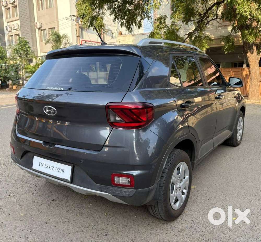 Hyundai Venue S Diesel, 2021, Diesel