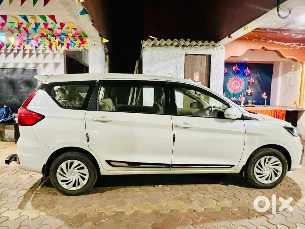 Maruti Suzuki Ertiga 2022 Cng & Hybrids 28000 Km Driven