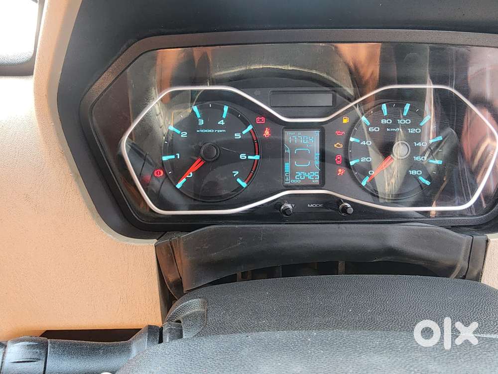 Mahindra Scorpio Classic 2.2 S 11 Mt 7 Str, 2024, Diesel