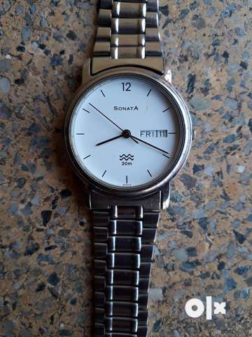 Olx on sale titan watch