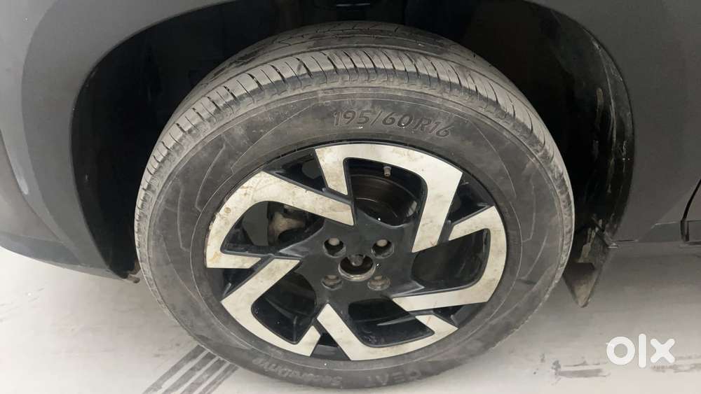 Nissan Magnite 1.0 Xv Premium Turbo Cvt, 2023, Petrol