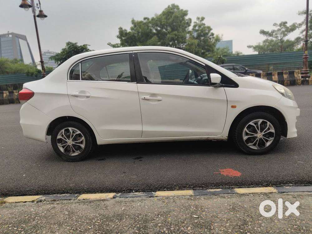 Honda Amaze, 2014