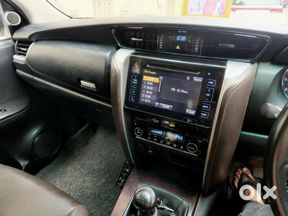 Showroom Condition Fortuner 4×2 Manual Dieswl