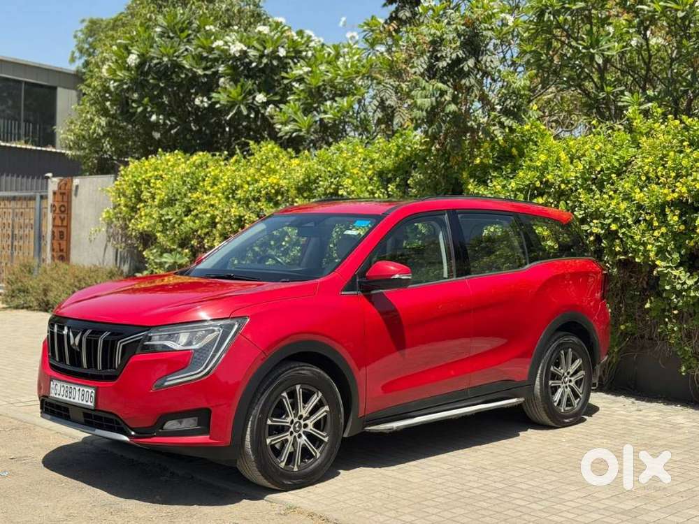 Mahindra Xuv700 2.0 Ax 7 Petrol At Str, 2022, Petrol