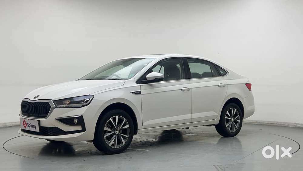 Skoda Slavia Style 1.0l Tsi Mt, 2022, Petrol