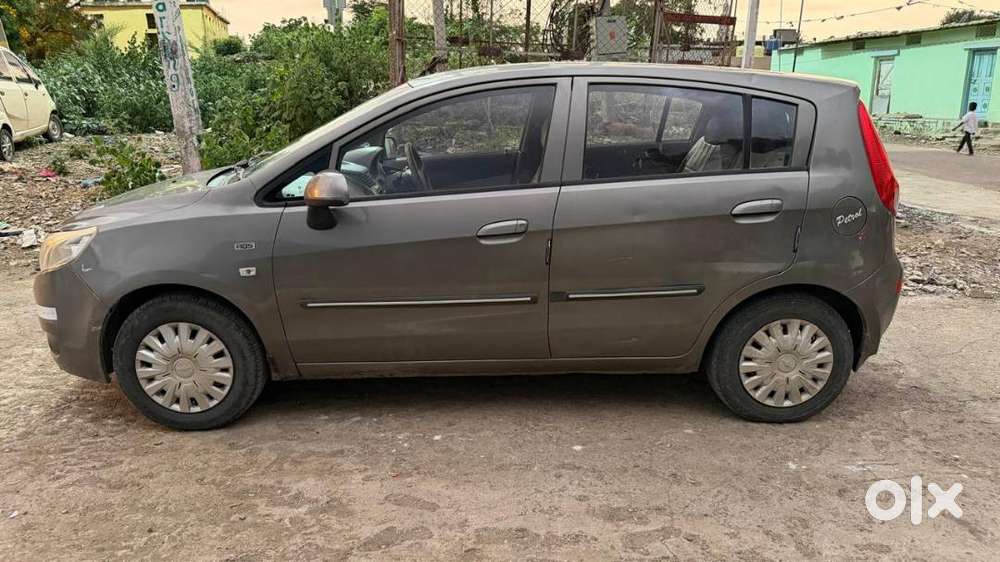 Chevrolet Sail Hatchback 2014 Year