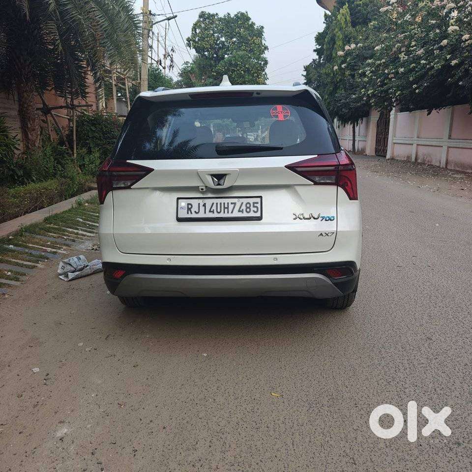 Mahindra Xuv700 2.2 Ax 7 Diesel Mt Luxury Pack Str, 2022, Diesel