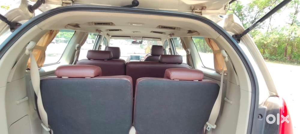 Toyota Innova 2.5 V 8 Str, 2014, Diesel