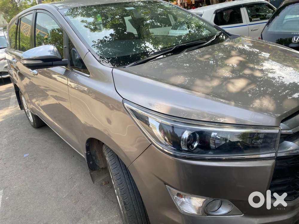 Toyota Innova Crysta 2.8z Automatic, 2017, Diesel
