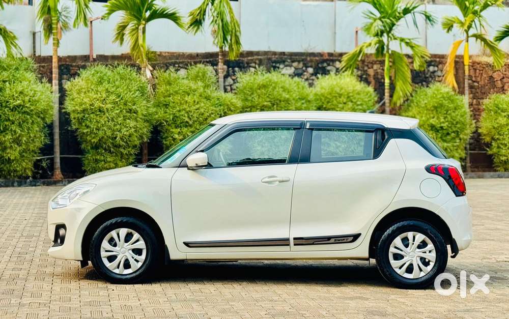 Maruti Suzuki Swift Vxi 1.2 Abs Bs-iv, 2023, Petrol