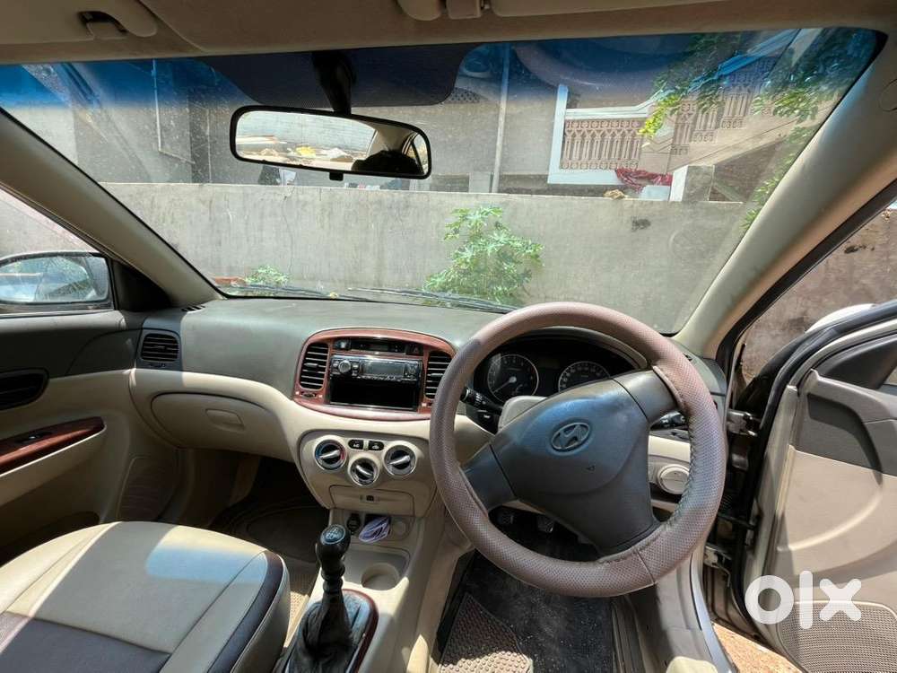 Hyundai Verna 2010 Petrol 95000 Km Driven