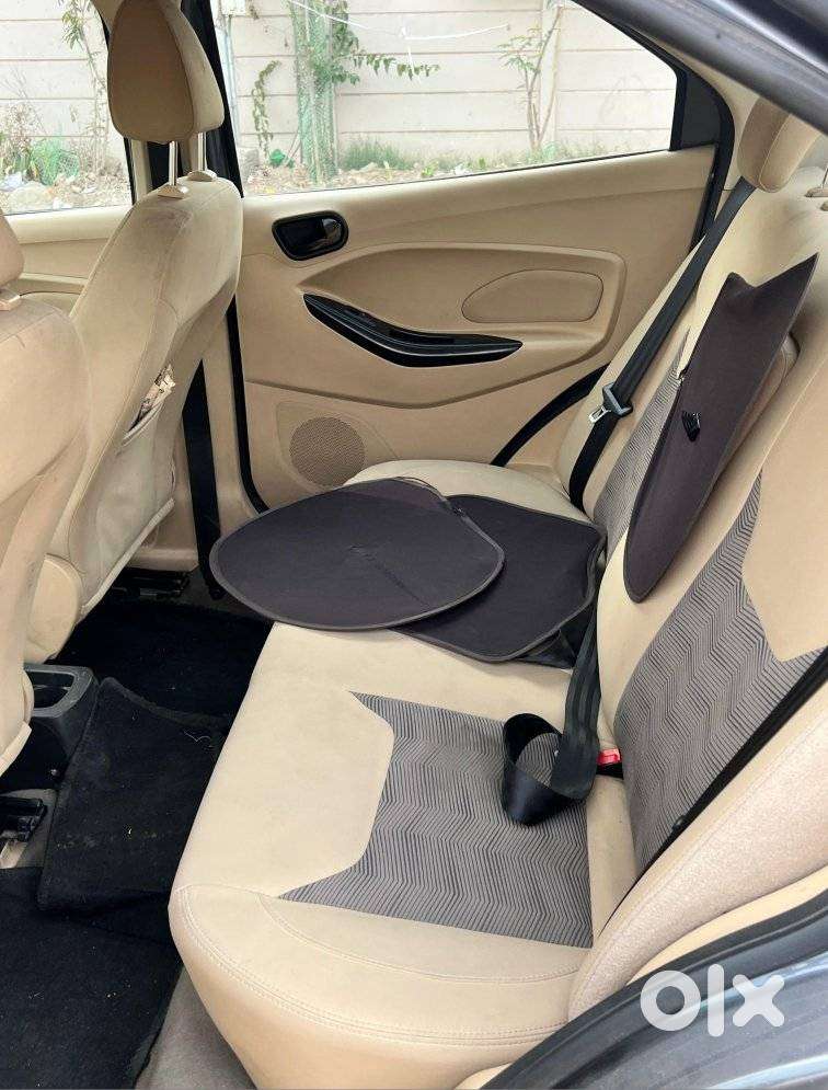 Ford Figo Aspire Titanium Blu, 2018, Petrol