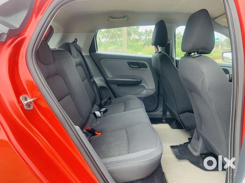 Tata Altroz 1.2 Xt(o) Turbo, 2020, Petrol