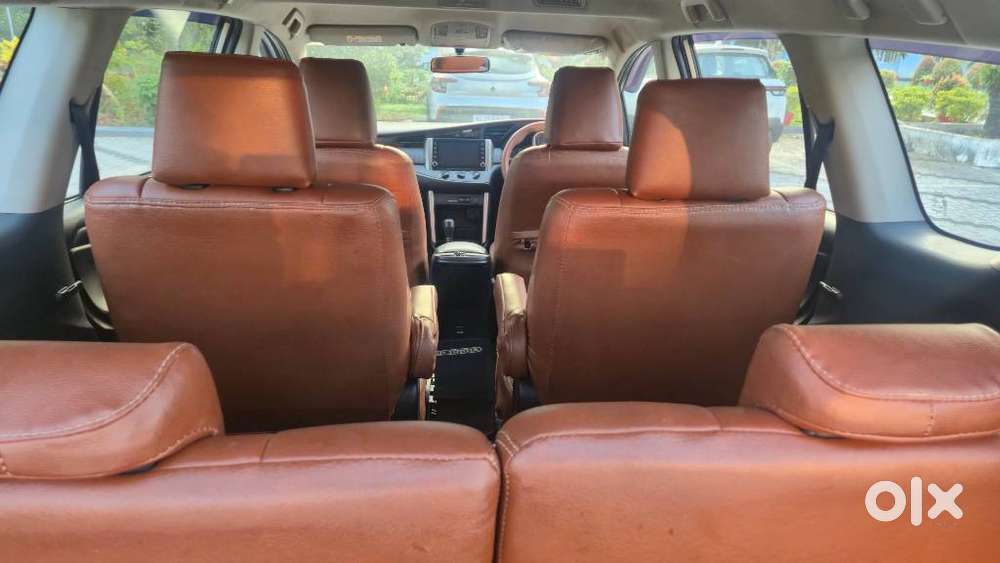 Toyota Innova Crysta 2.4 Gx Limited Edition At 7 Str, 2021, Diesel