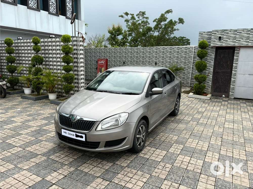 Skoda Rapid Elegance 2013
