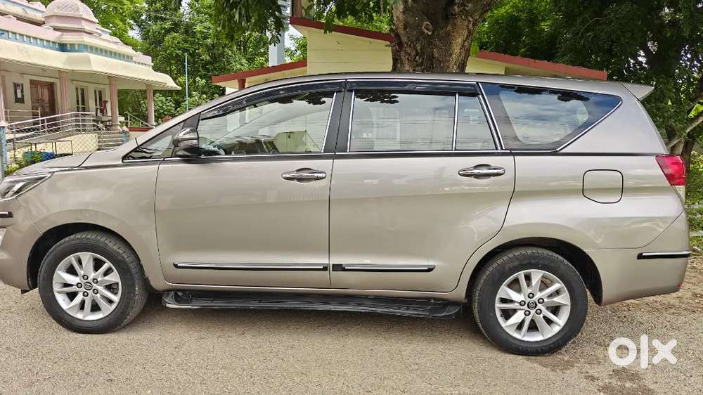 Toyota Innova Crysta 2018 Diesel Variant