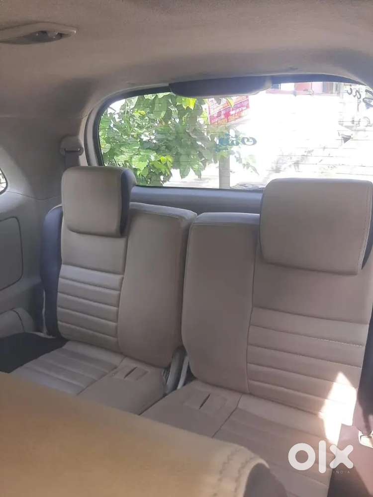 Toyota Innova 2013